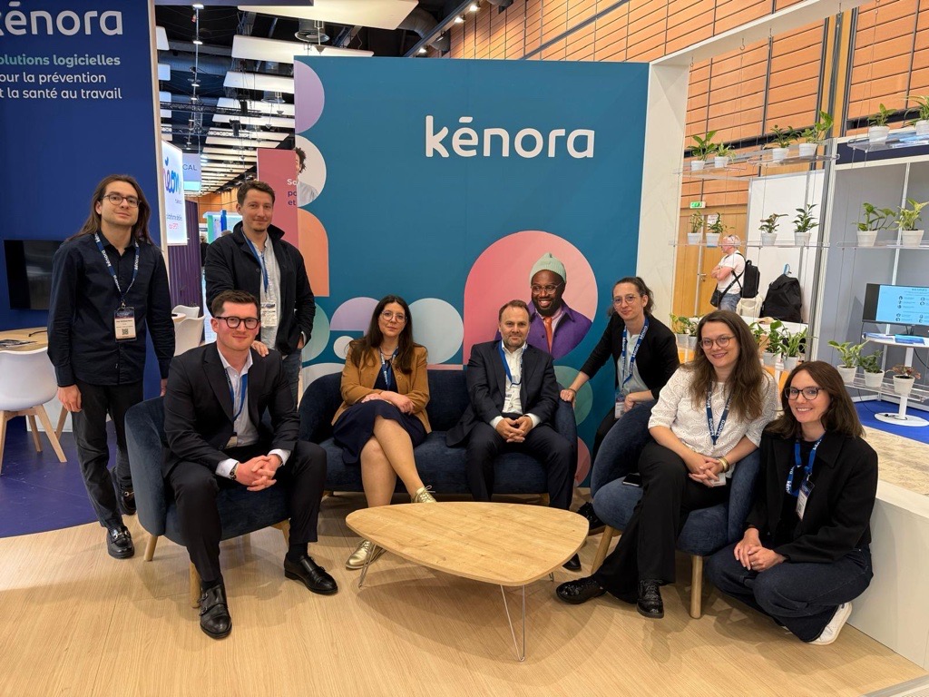 L’équipe Kénora sur son stand de salon